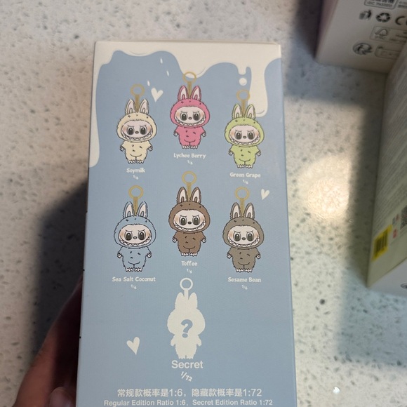 Authentic POP MART bundle - Picture 2 of 9